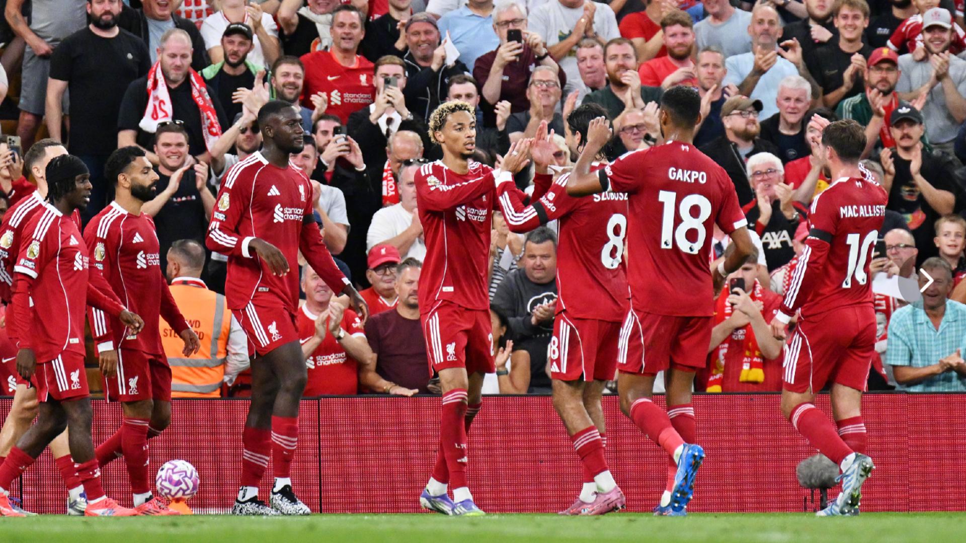 记者：佩德里已经参加球队合练，预计本周六能复出（记者：佩德里已随队合练，有望周六复出）